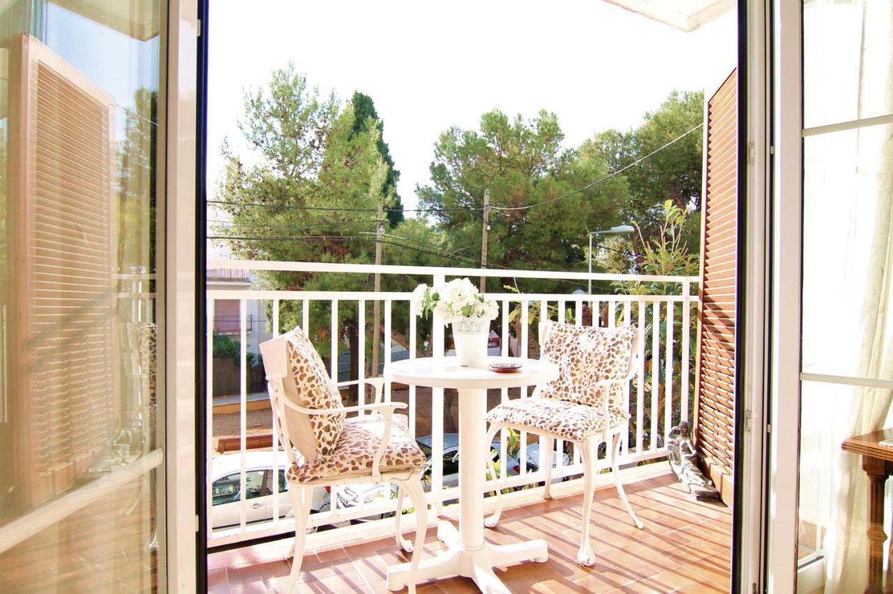 Chocolat: A 1 Minuto De La Playa Apartment Sitges Bagian luar foto